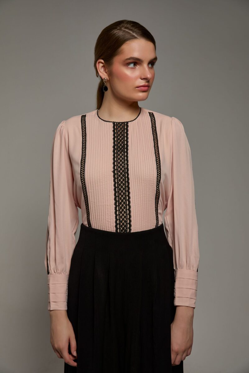 Peach Ember lace Top